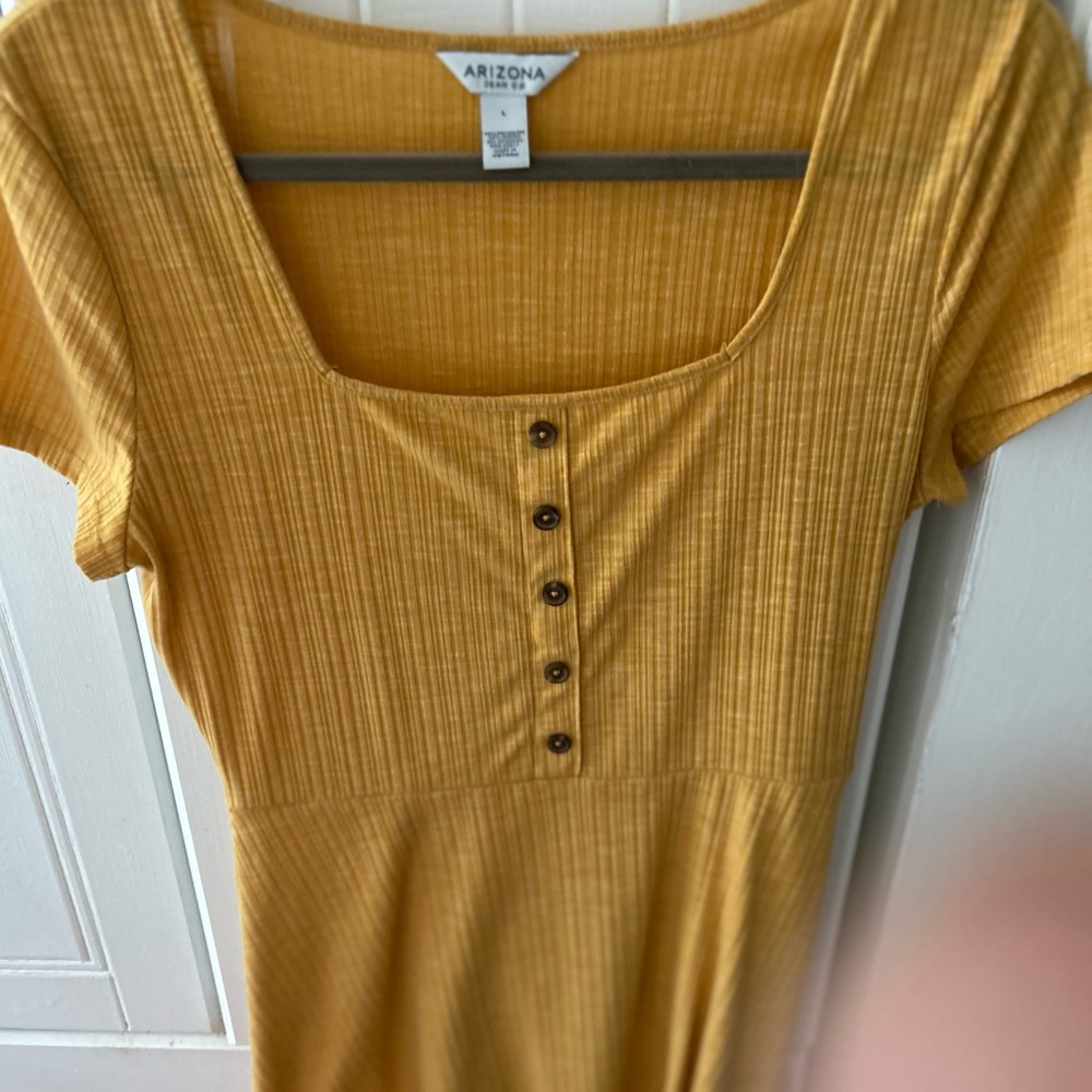 Arizona Jean Company Women's Mustard Short Sleeve Dress/Tunic with Cap Sleeves